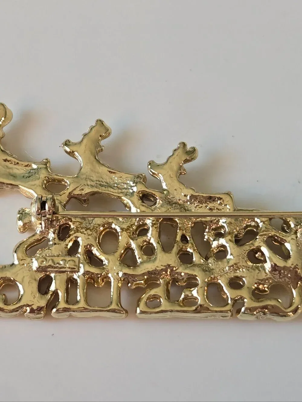 CAJC Gold 'Seasons Greetings' Holiday Pin